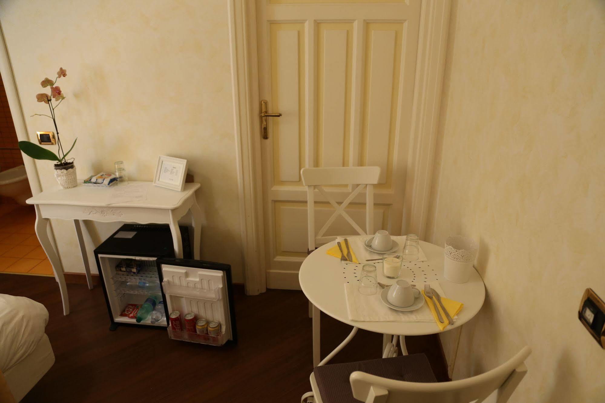 Dhome B&B Roma Exterior foto
